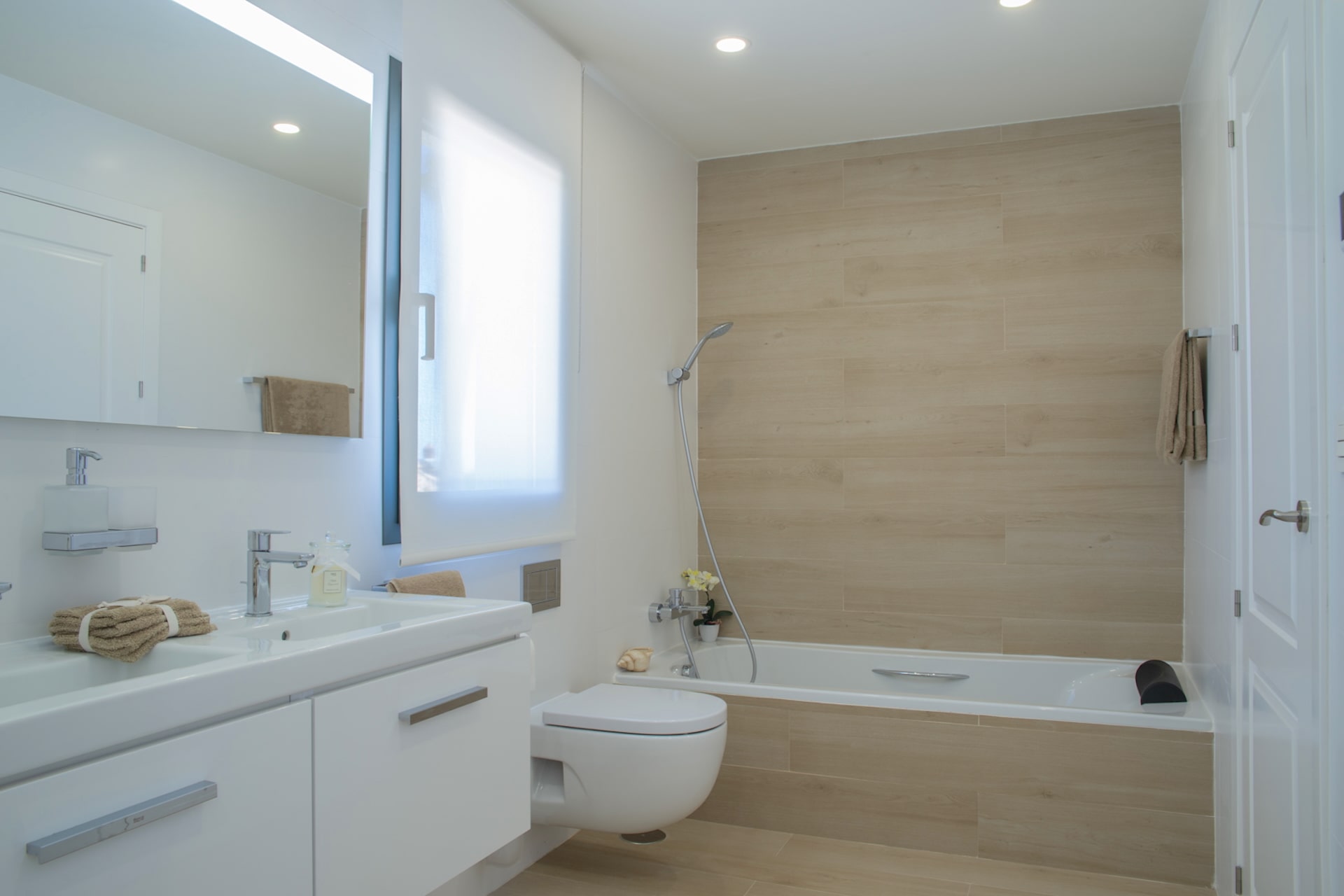 Finca 10 Palmeras in Estepona - Bathroom